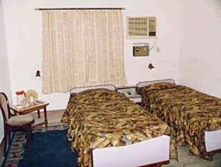 Radiant Ymca Tourist Hostel 바라나시 외부 사진